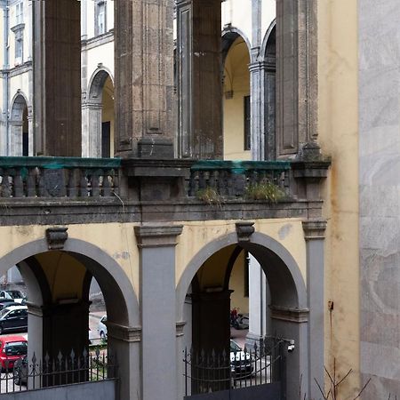Toledo3 Hotel Наполи Екстериор снимка