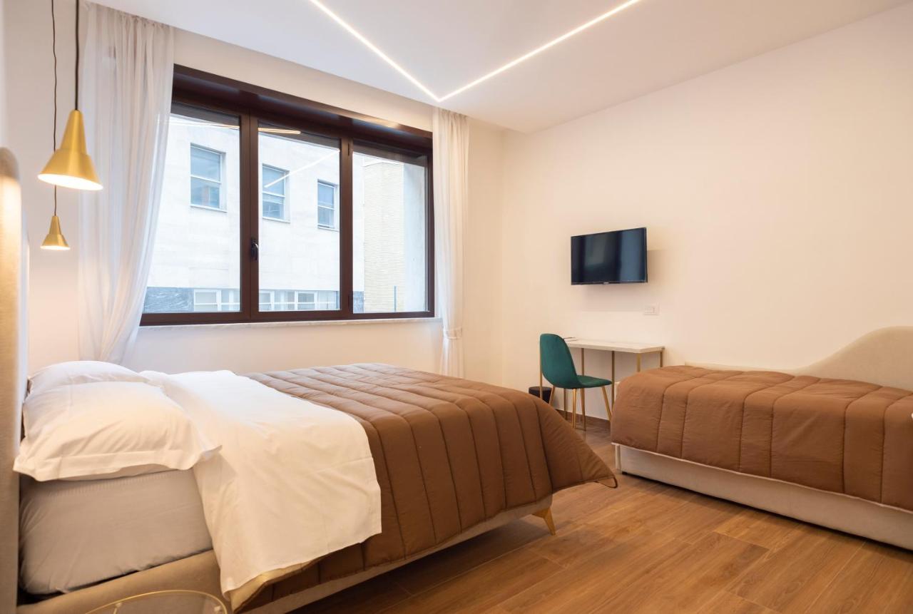 Toledo3 Hotel Наполи Екстериор снимка