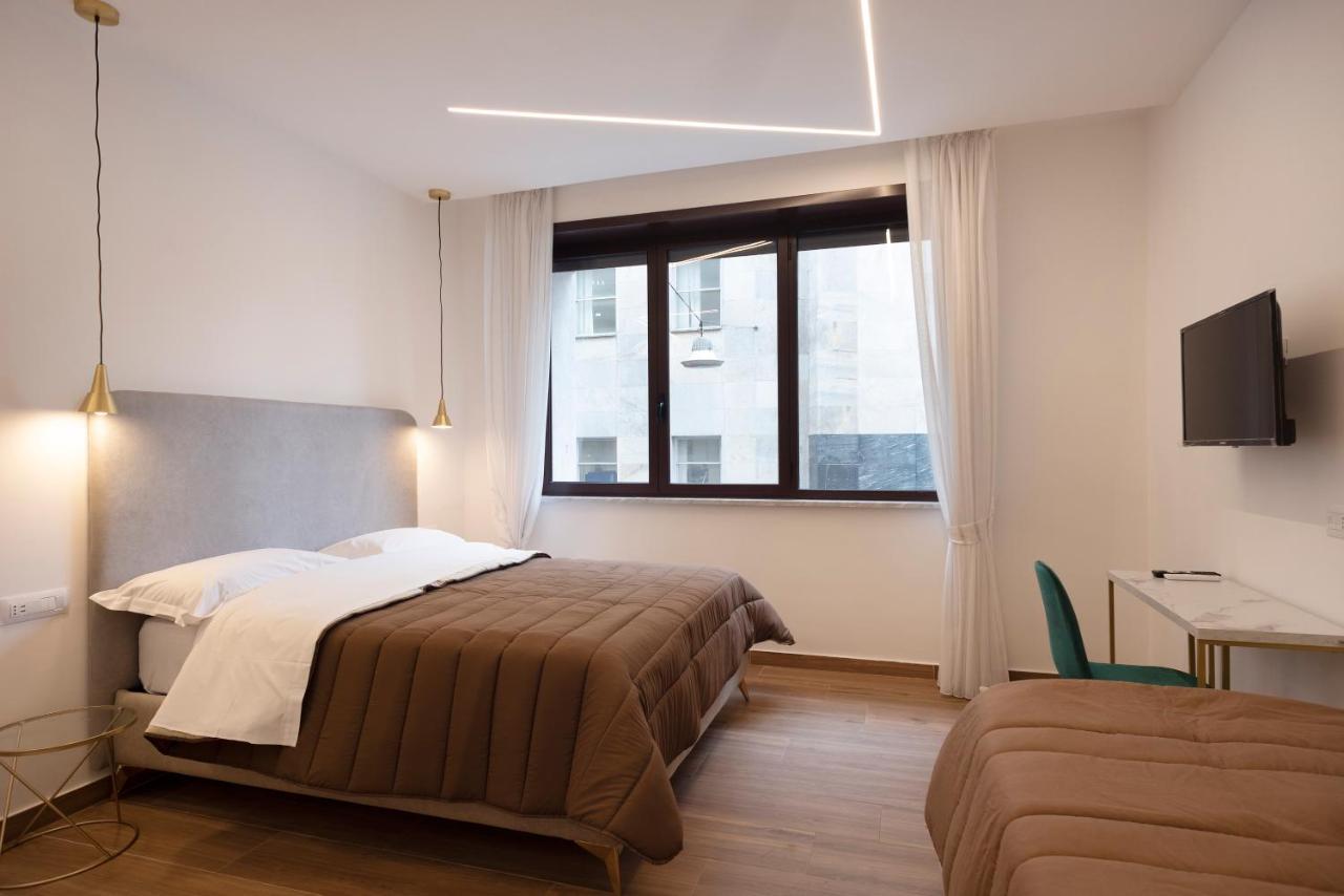 Toledo3 Hotel Наполи Екстериор снимка